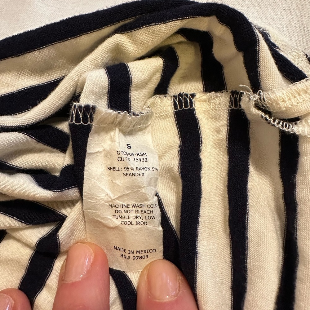 *EUC* Navy Blue & White Stripe Sleeveless Top | Green Envelope | Size Small - Picture 6 of 6